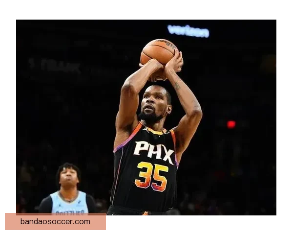 杜兰特回应只差26分超乔丹：我想像MJ一样令防守者畏惧