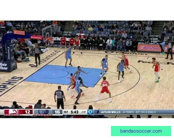 杰伦约翰逊生涯总助攻突破1000大关 创老鹰队史新纪录